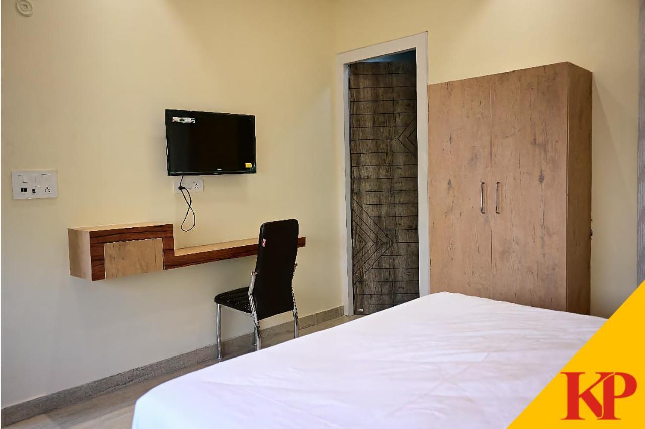 Hotel Kapson Palace Bareilly Ngoại thất bức ảnh